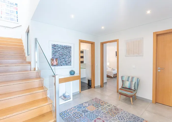 Sao Martinho Сан-Мартинью-ду-Порту